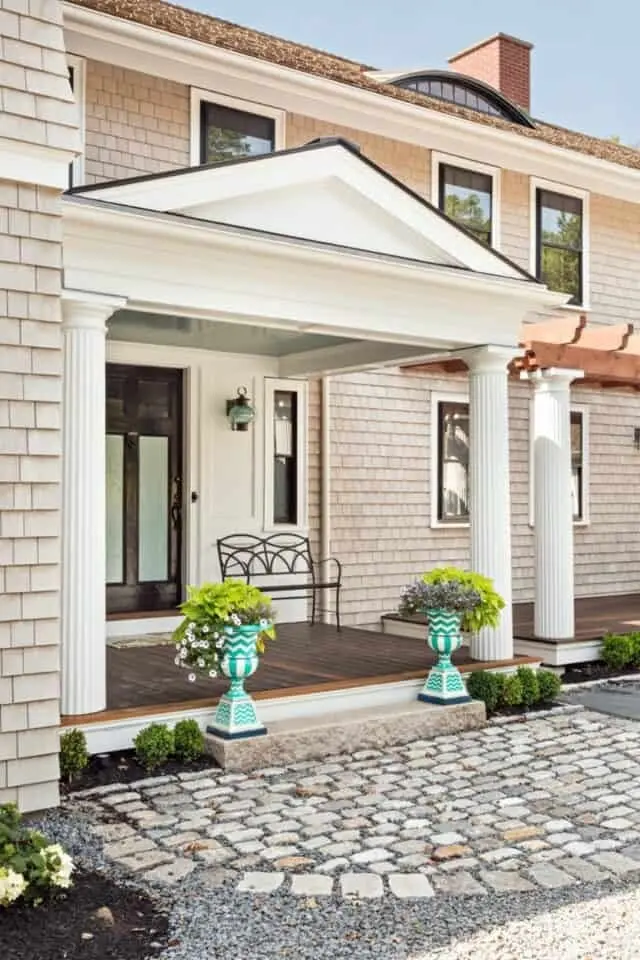 2016 07 Wings Neck Cutrona 5044 640x960