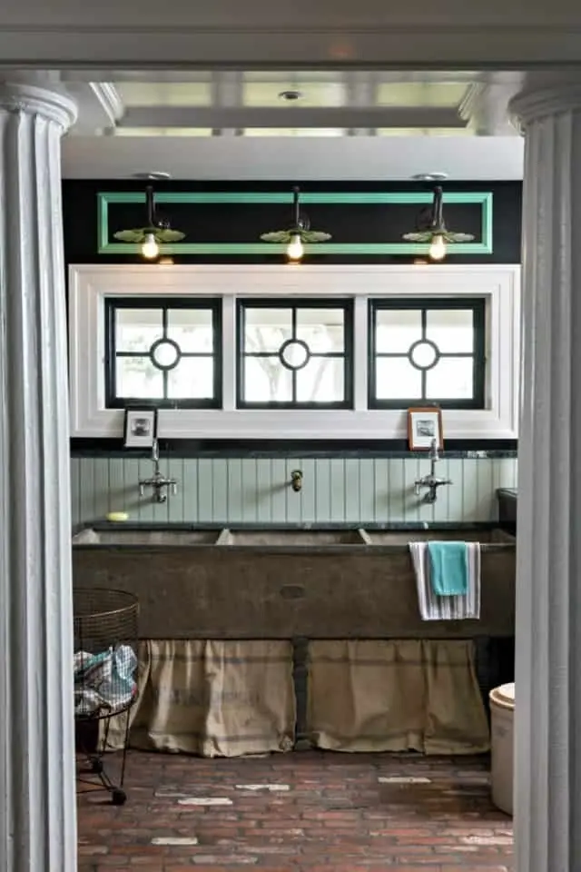 2016 07 Wings Neck Cutrona 5113 640x960