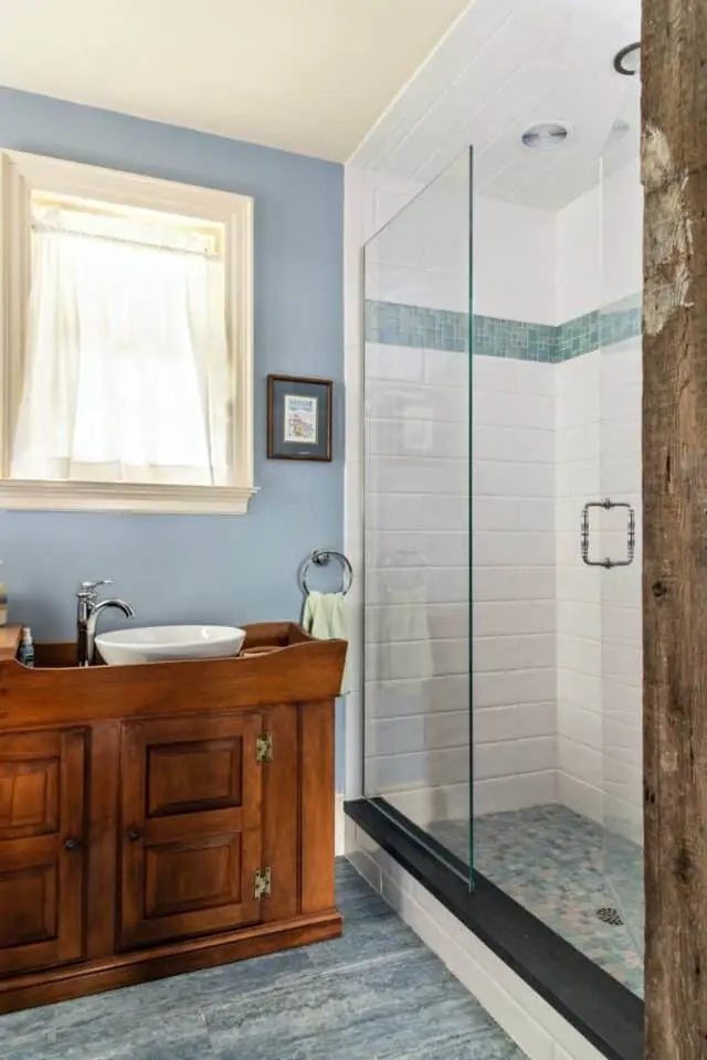 2019 08 Main St Turketta Cutrona 8399 640x960