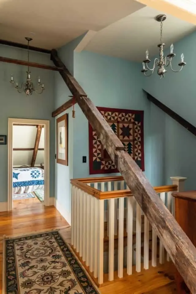 2019 08 Main St Turketta Cutrona 8588 640x960