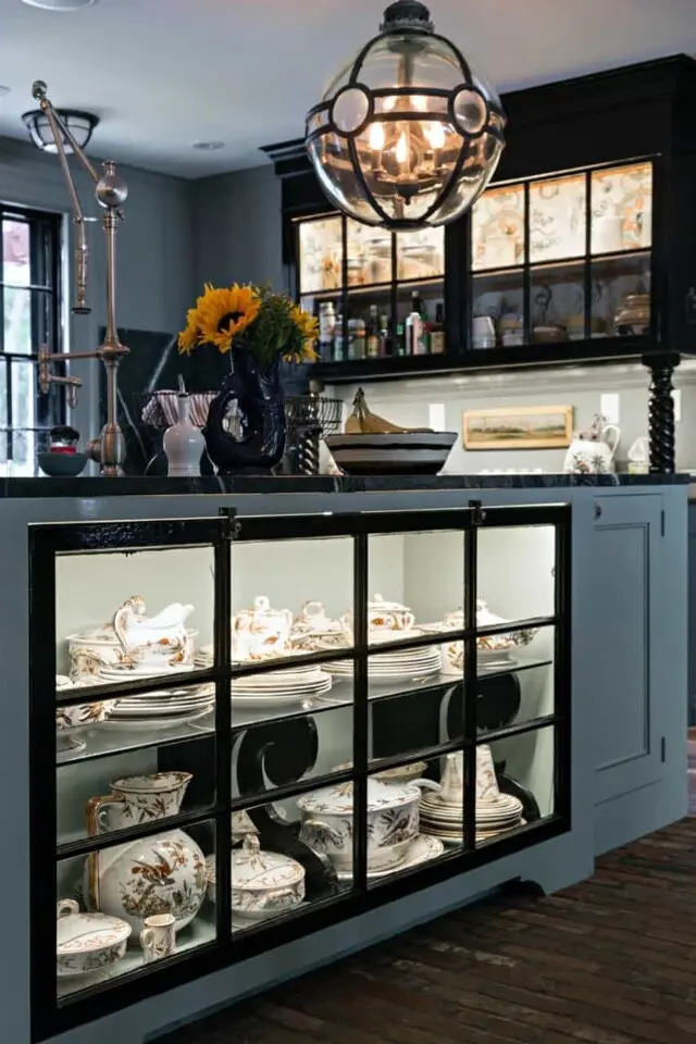 2016 07 Wings Neck Cutrona 5297